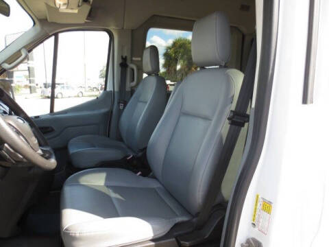 2015 Ford Transit 150 XLT