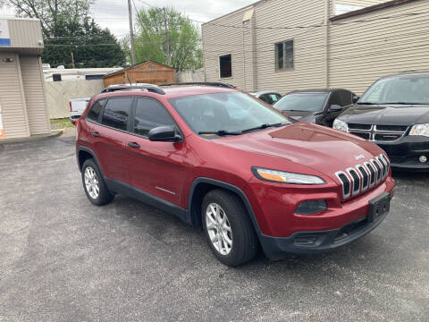 2015 Jeep Cherokee for sale at RT Auto Center in Quincy IL
