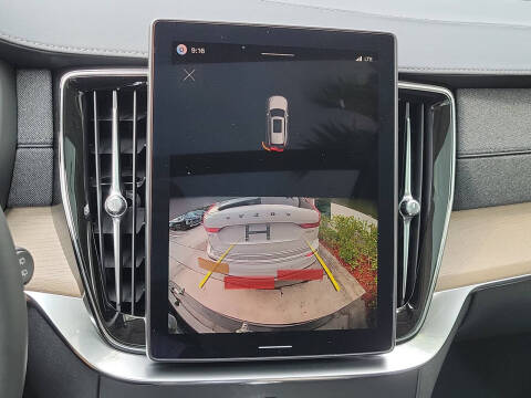 2026 Volvo XC90 B5 Core