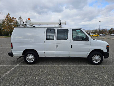 2013 Ford E-Series E-150