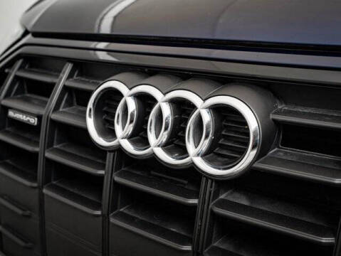 2025 Audi Q5 quattro Premium 40 TFSI