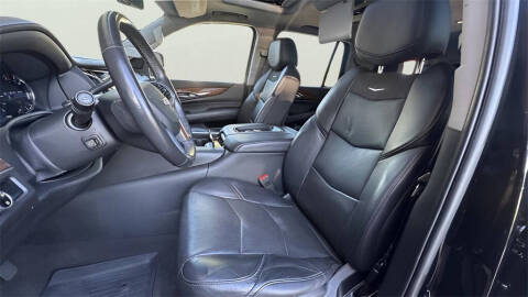 2020 Cadillac Escalade Luxury