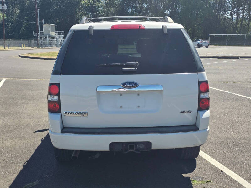 2010 Ford Explorer XLT