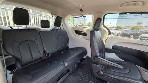 2018 Chrysler Pacifica Touring L
