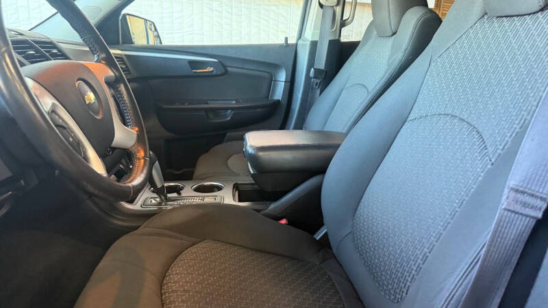 2011 Chevrolet Traverse LT