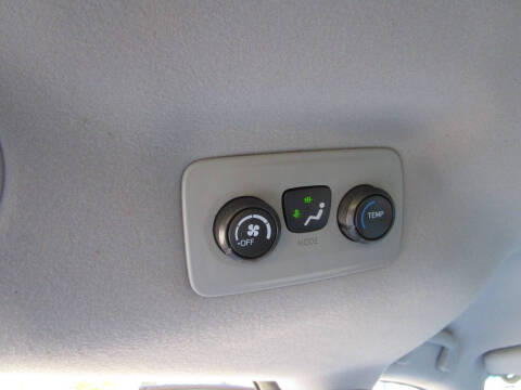 2012 Toyota Sienna LE 8-Passenger