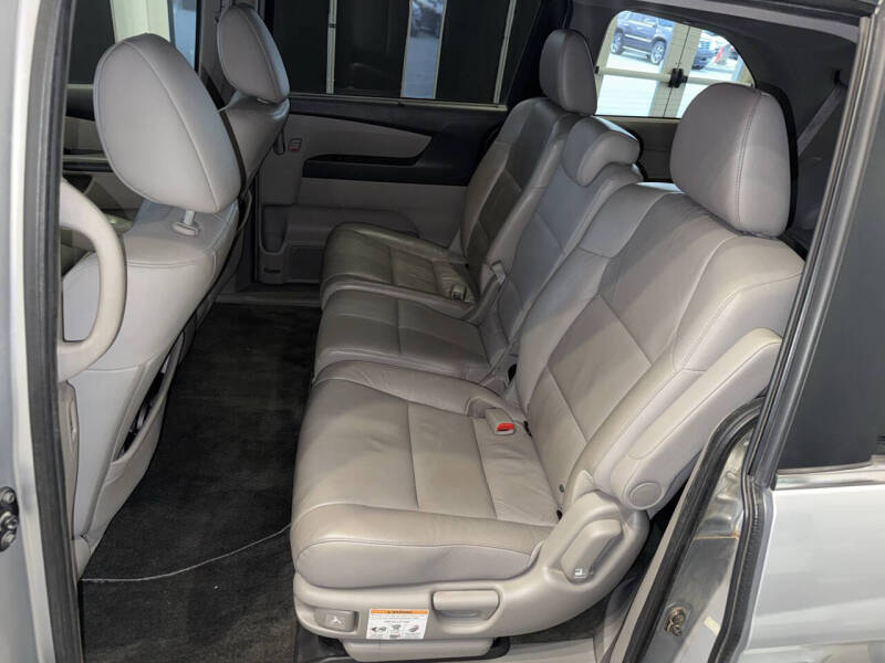 2011 Honda Odyssey EX-L w/DVD