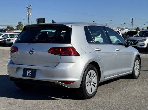 2016 Volkswagen e-Golf SE