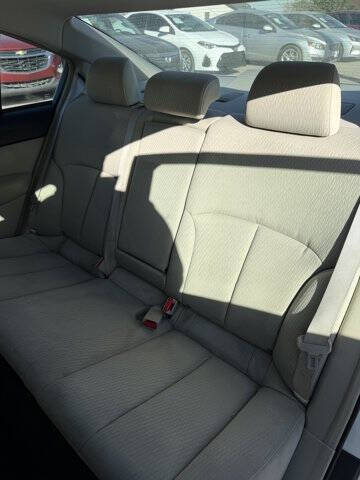 2011 Subaru Legacy 2.5i Premium