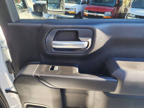 2022 Chevrolet Silverado 3500HD CC Work Truck