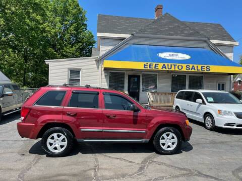 2008 Jeep Grand Cherokee for sale at EEE AUTO SERVICES AND SALES LLC in Cincinnati OH