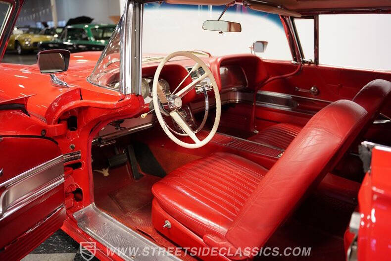 1960 Ford Thunderbird