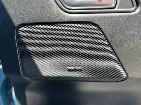 2013 Land Rover LR2 HSE LUX