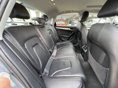 2016 Audi A4 2.0T quattro Premium