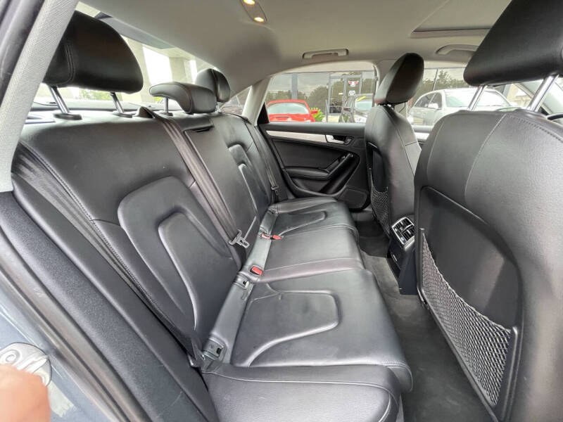 2016 Audi A4 2.0T quattro Premium