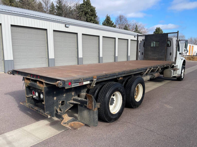 2012 Freightliner Business class M2