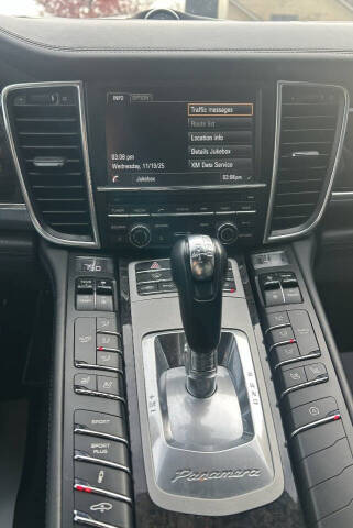 2015 Porsche Panamera Turbo