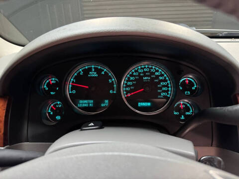 2012 Chevrolet Suburban LT