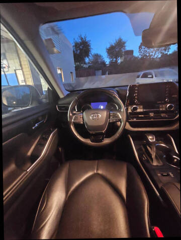 2021 Toyota Highlander Hybrid XLE