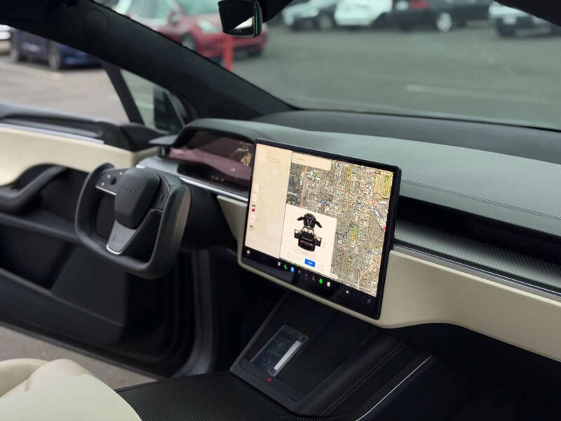 2023 Tesla Model X Plaid