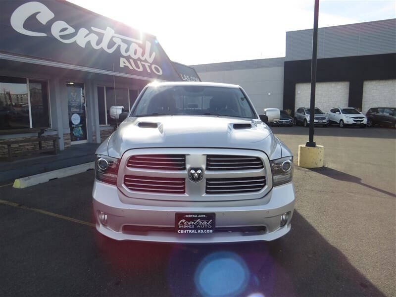 2016 RAM 1500 Sport