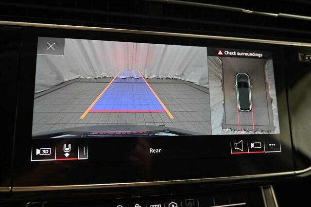 2022 Audi Q7 quattro Premium Plus 55 TFSI