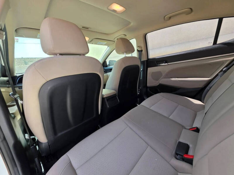 2018 Hyundai Elantra