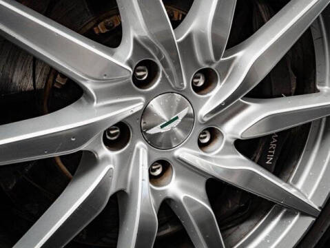 2020 Aston Martin Vantage