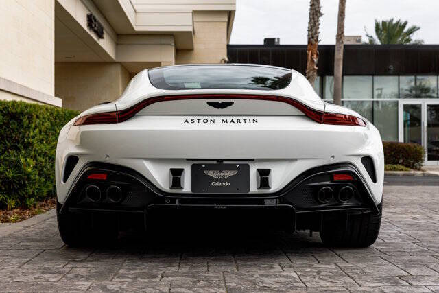 2025 Aston Martin Vantage