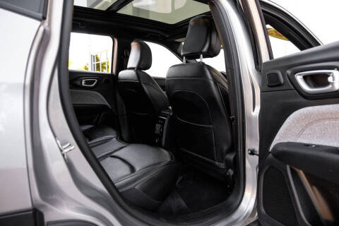 2023 Jeep Compass Latitude Lux