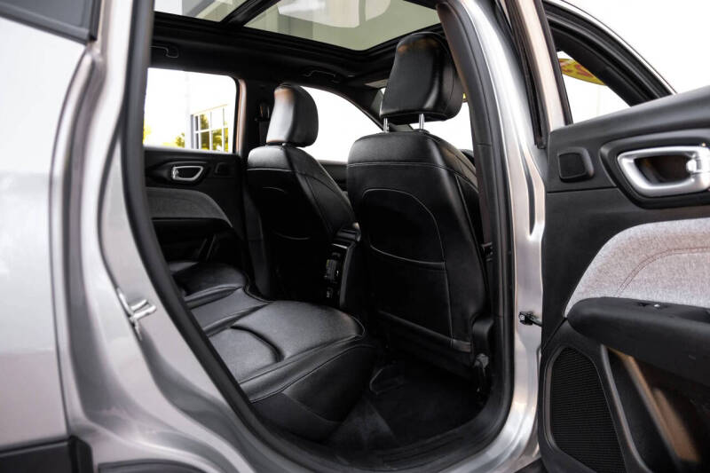 2023 Jeep Compass Latitude Lux