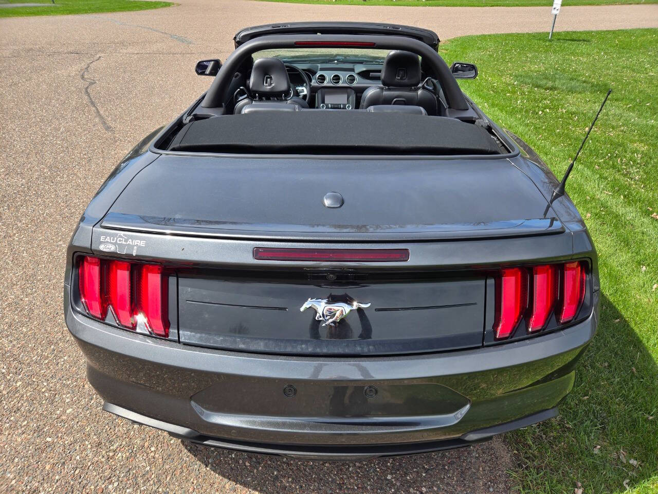 2019 Ford Mustang 13