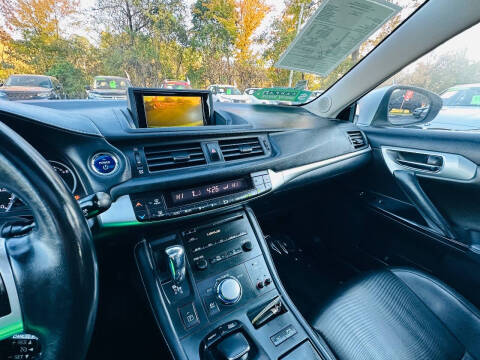2011 Lexus CT 200h Premium