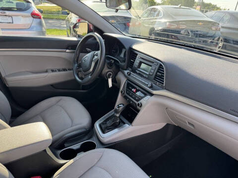 2017 Hyundai Elantra