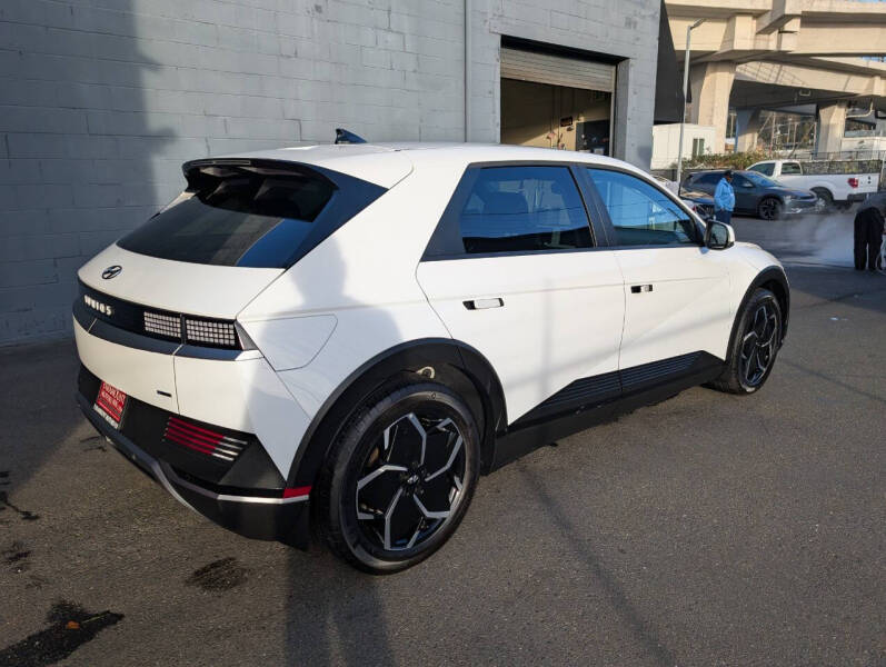 2024 Hyundai Ioniq 5 SEL