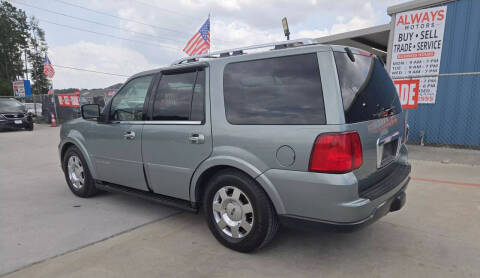 2005 Lincoln Navigator Luxury