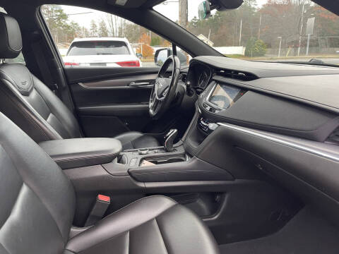 2022 Cadillac XT5 Luxury