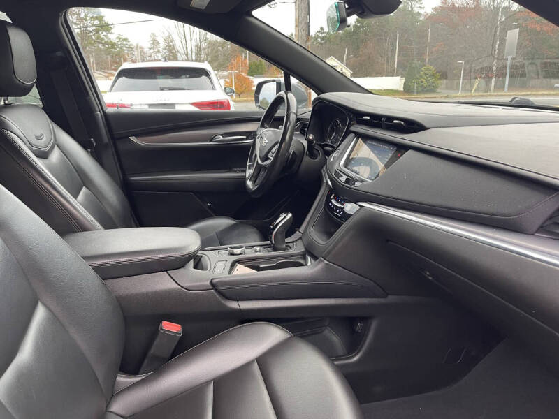 2022 Cadillac XT5 Luxury