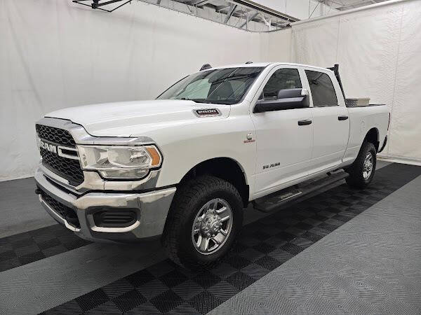 2022 RAM 2500 Tradesman 4x4 4dr Crew Cab 6.3 ft. SB Pickup 