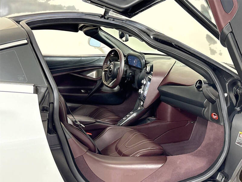 2019 McLaren 720S Luxury