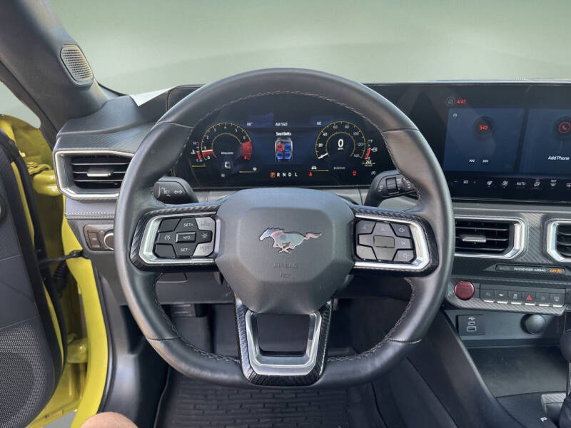 2025 Ford Mustang EcoBoost Premium