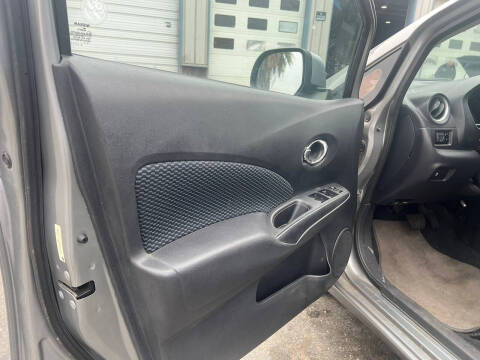 2014 Nissan Versa Note SV