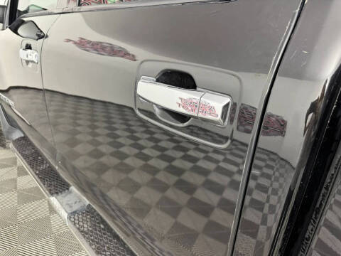 2017 Nissan Titan