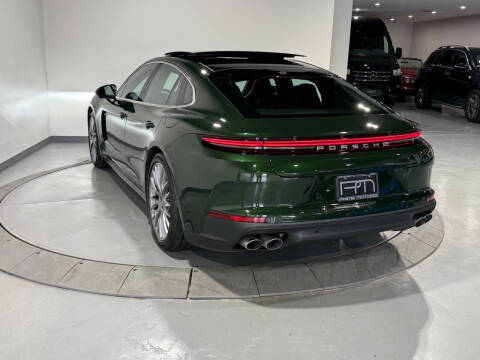 2025 Porsche Panamera 4 E-Hybrid