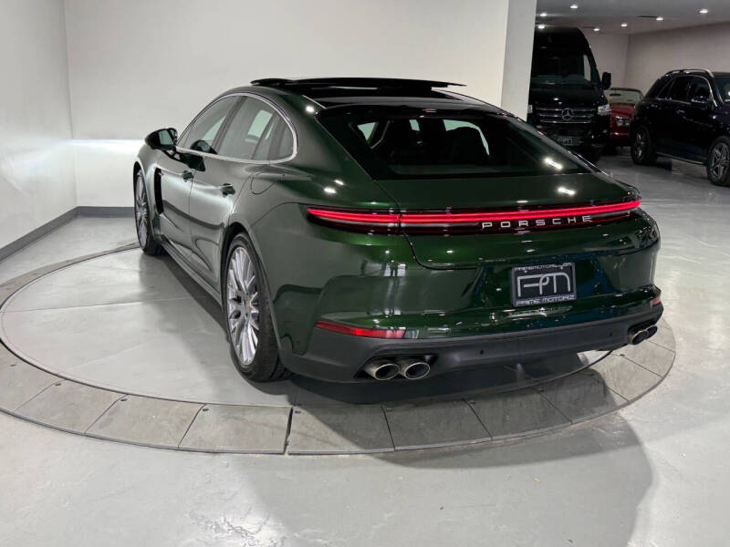 2025 Porsche Panamera 4 E-Hybrid