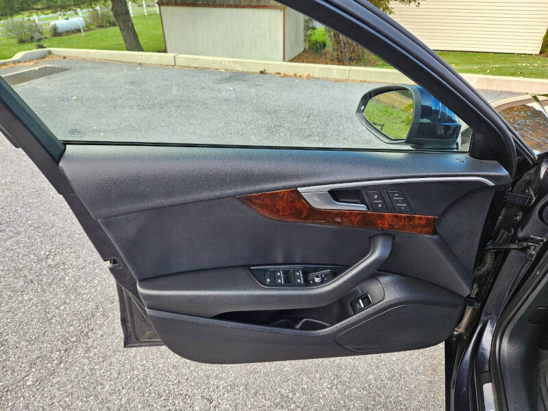 2017 Audi A4 2.0T quattro Premium