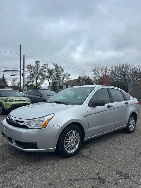 2011 Ford Focus SE photo 4