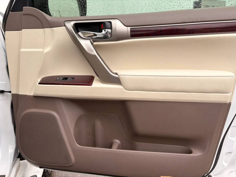 2017 Lexus GX 460