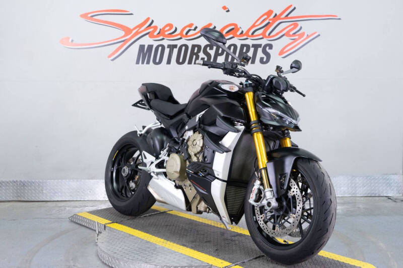 2022 Ducati Streetfighter V4 S