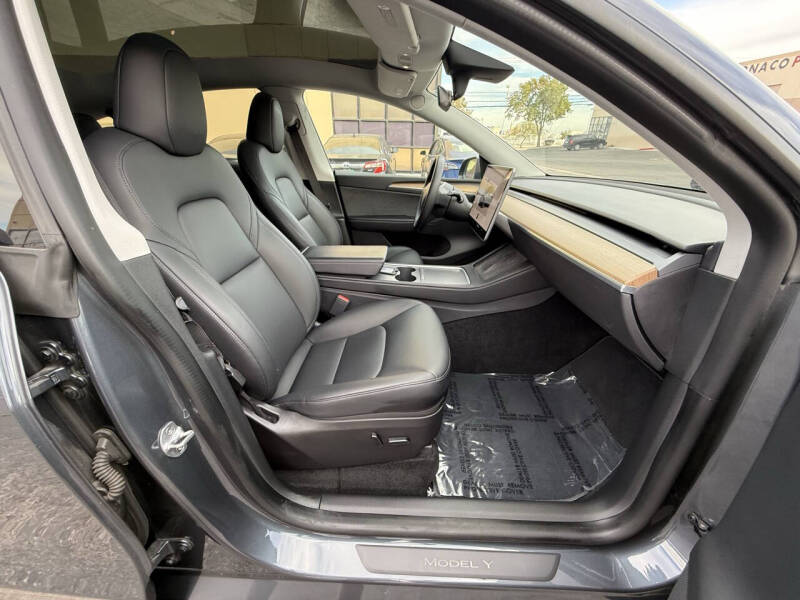 2022 Tesla Model Y Long Range